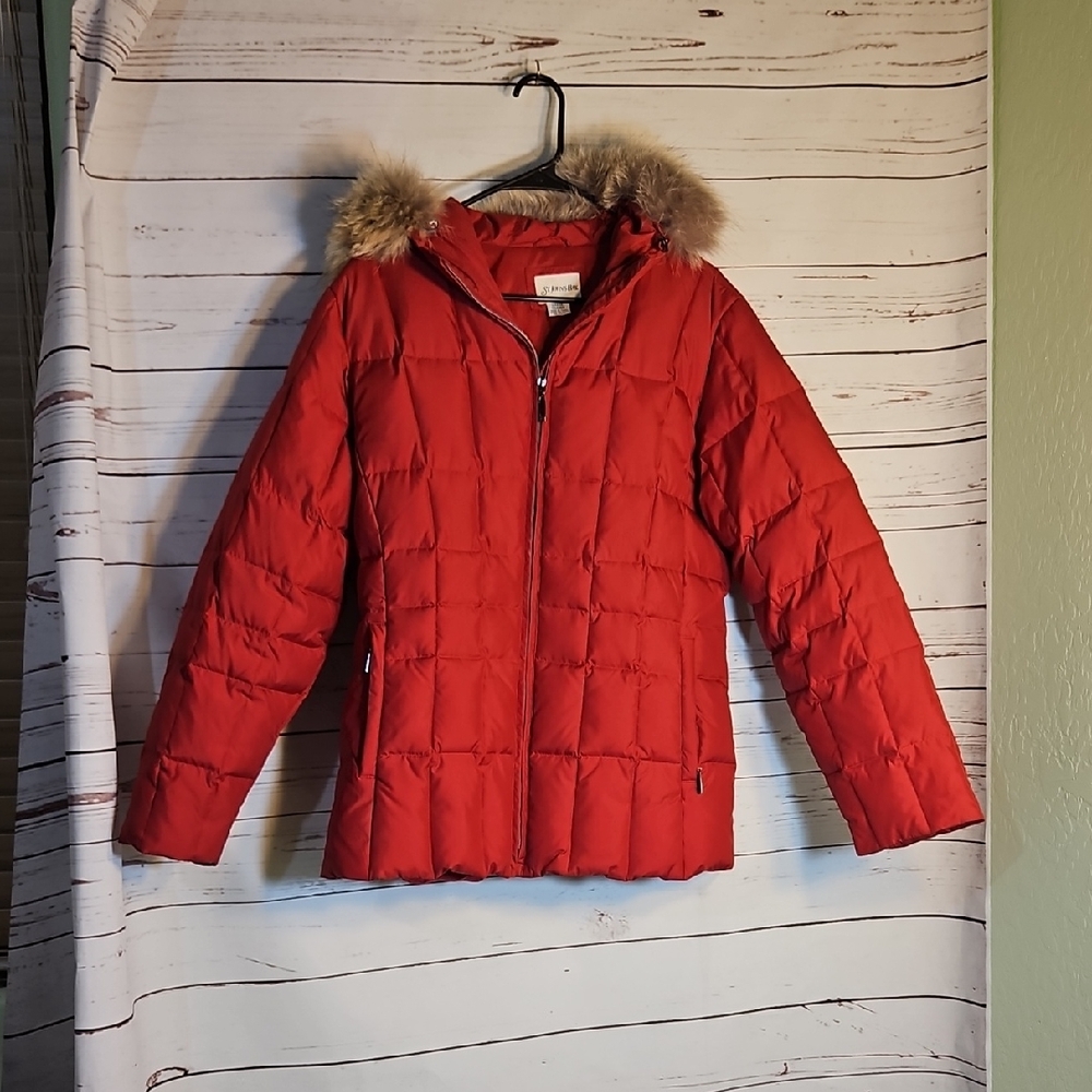 ST JOHNS BAY Red Puffer Coat Hooded Fur Trim Winter Warm Women Large